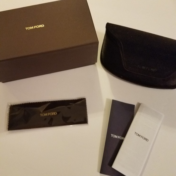 New TOM FORD Nika Sunglasses Havana Brown - Picture 8 of 8